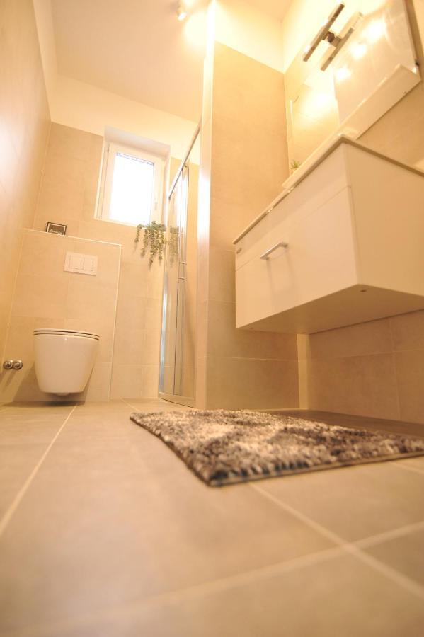 הוילה זאדאר Tony'S House With Private Pool, Garden And Parking מראה חיצוני תמונה